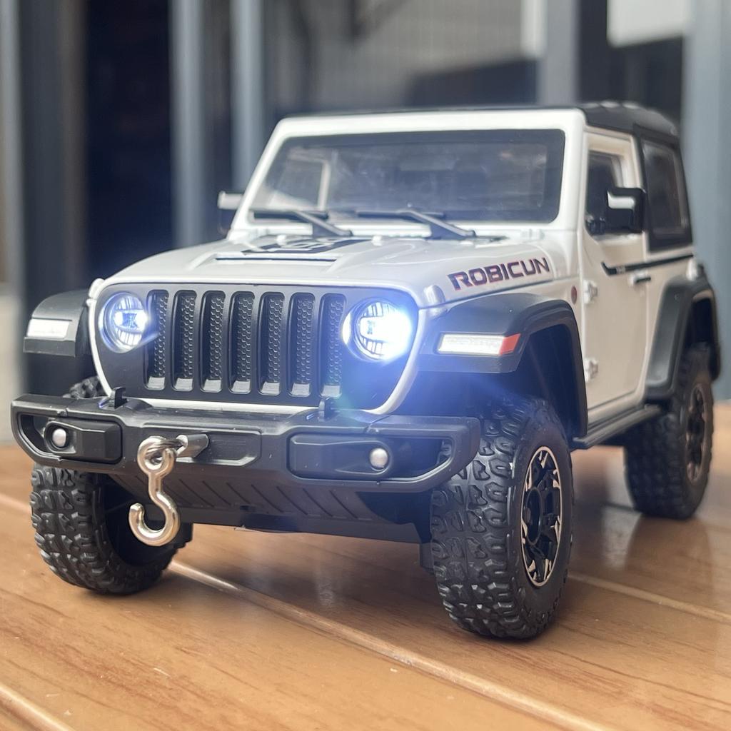 1:24 Jeep Wrangler Rubicon Off Road SUV Alloy Diecast Model Car Outdoor Boutique Classic Decoration Ornaments Gifts With Friend ALQ1