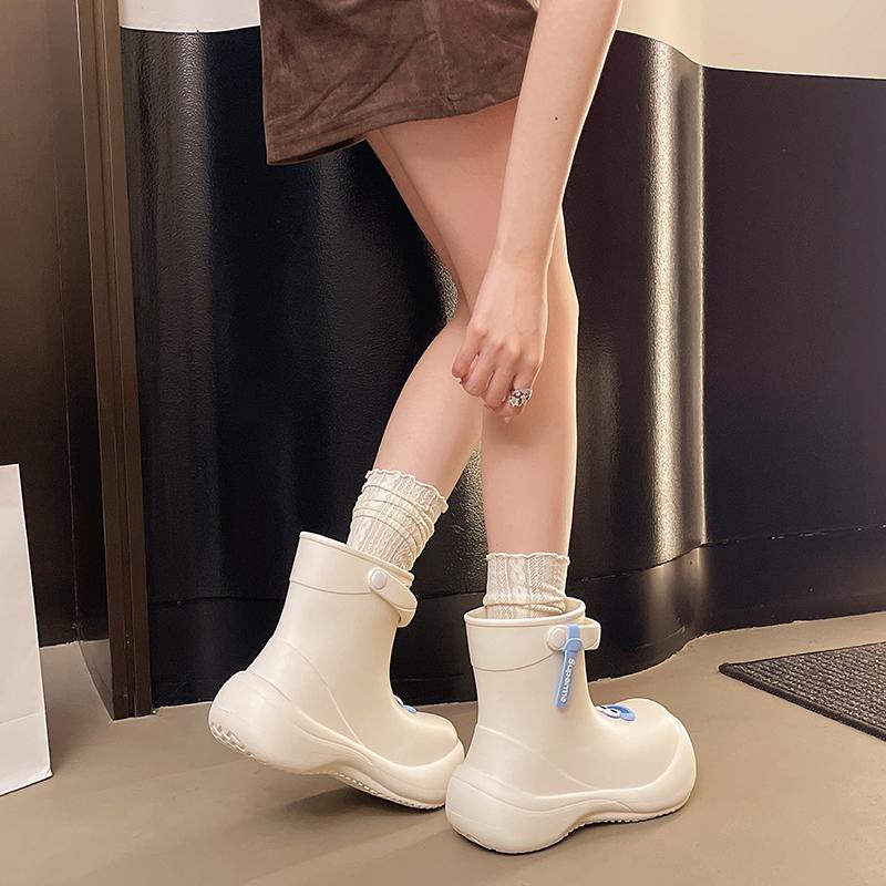 Fashion Platform Rain Boots Non-slip 2025 New Summer Rubber Shoes Fashion Waterproof Outer Wearing Booties Short Tube Rain Boots