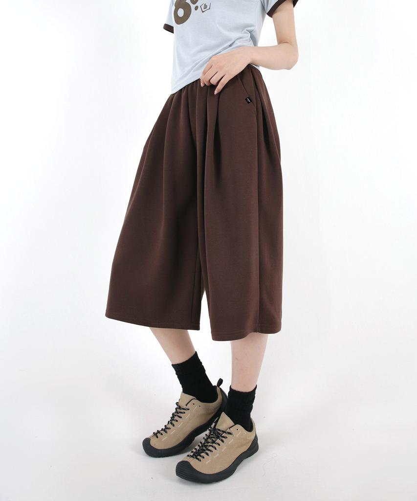 UMM Women'S Three-Tuck Wide Bermuda Shorts 3 Colors