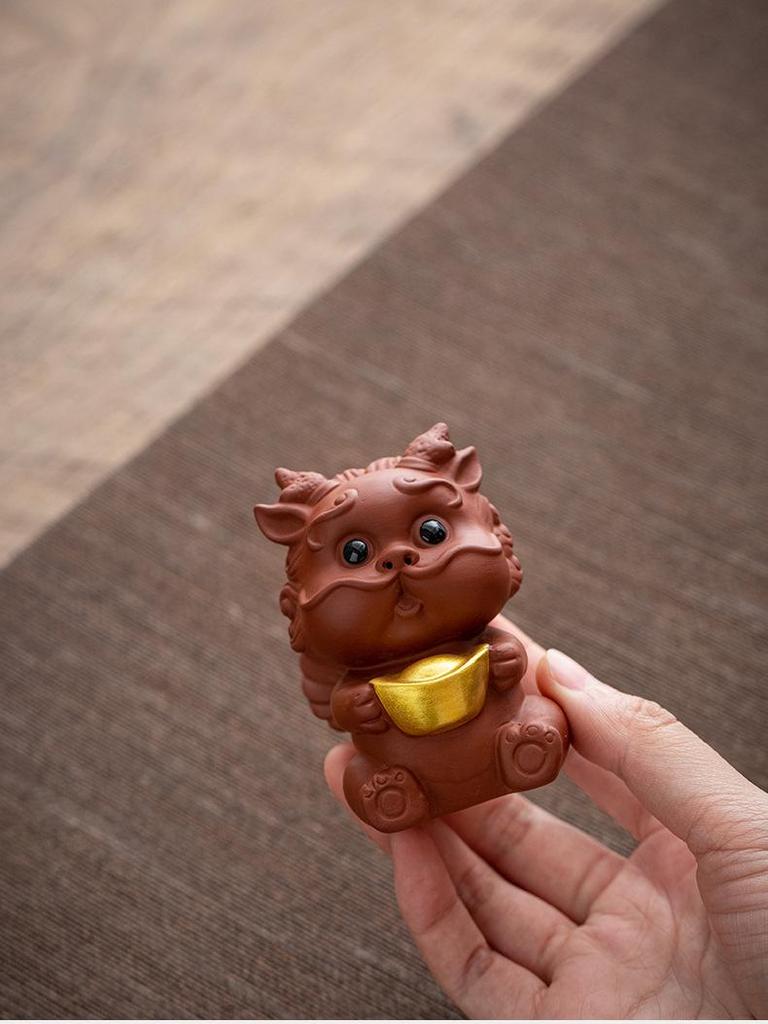 Guochao Pixiu Zisha Tea Pet Ornament - Creative, Cute, and Wealth-Attracting Tea Table Decoration