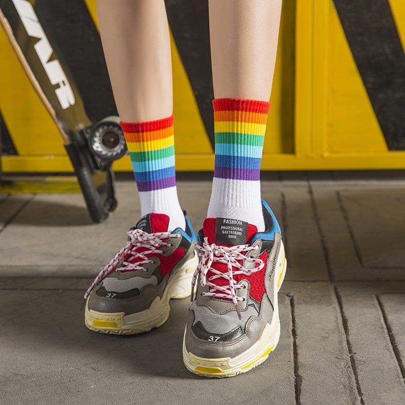 5 Pairs of Women's Rainbow Striped Socks, Fashionable, Comfortable, Soft, Breathable, Cute Candy Colored Mid Tube Couple Socks