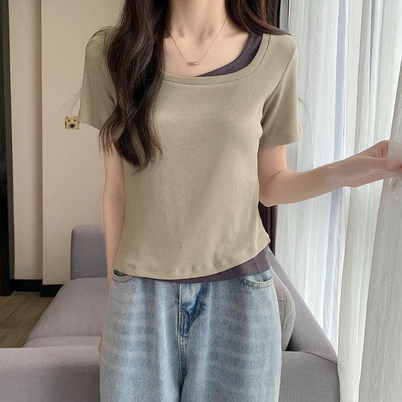 Quadratischer Ausschnitt kurzärmeliges T-Shirt für Damen Sommer neuer Stil rechte Schulter Nische kurz halbärmelig farblich passend Slim-Fit Design Top