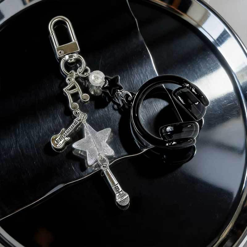 Breloc elegant pentru căști cu notă muzicală: Breloc și pandantiv personalizat pentru rucsac