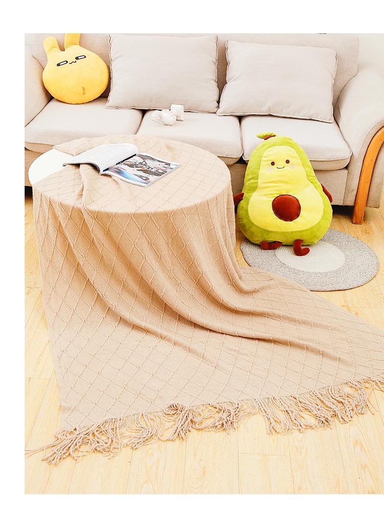 Strickdecke mit Quasten im nordischen Stil - Sofa, Bett oder Nickerchengebrauch