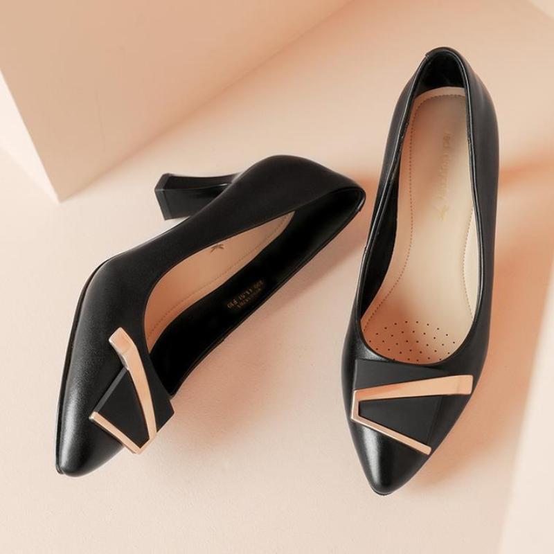 

Женские Высококачественные Черные Сексуальные Лакированные Весенне-Летние Туфли на Высоком Каблуке Леди Милые Бежевые Офисные Удобные Туфли-Лодочки с Бантом 40 чёрный