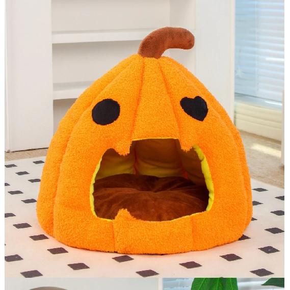 2026 New Fall/Winter Halloween Pumpkin Semi-Enclosed Cat Bed Soft and Warm Dog House Pet Supplies Comfortable Dog Bed