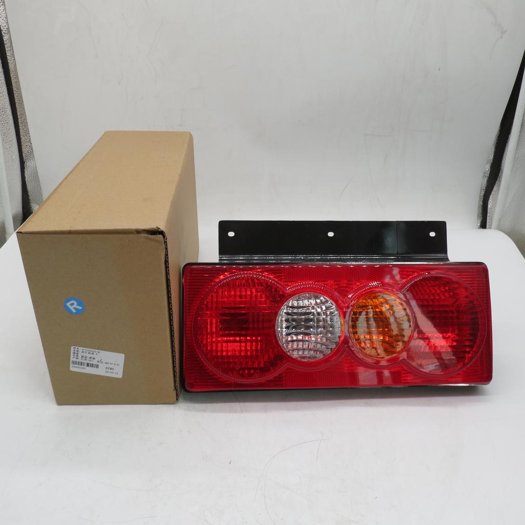 Trucks and Cars Auto Parts Rear Lamp Tail Light 377320002