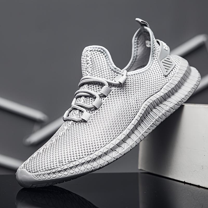 

Men s Lightweight Breathable Low-Top Casual Sneakers - Slip- Sole, Lightweight Mesh Upper with Cushioned Insole, Round Toe Design 45 сірий
