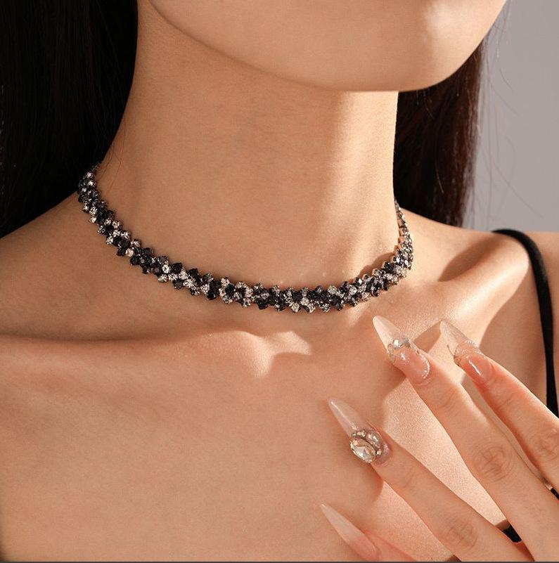 European and American diamond-encrusted water drop fringed necklace earrings two-piece set temperament collarbone chain necklace necklace women