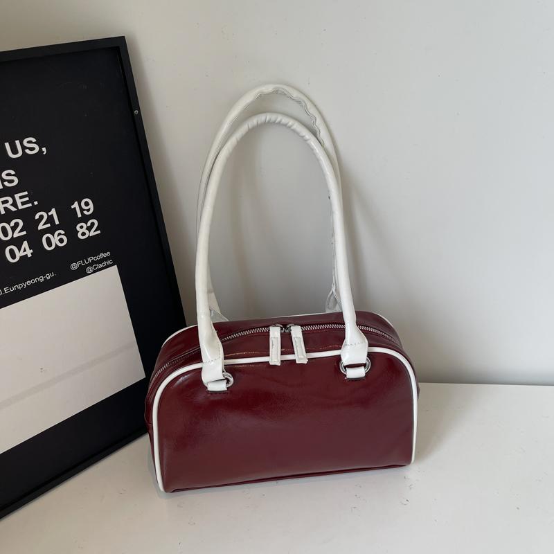 New Ladies Pillow Shaped Fashion Single Shoulder Bag Semi-Circle Bright Surface Casual Women's Bag