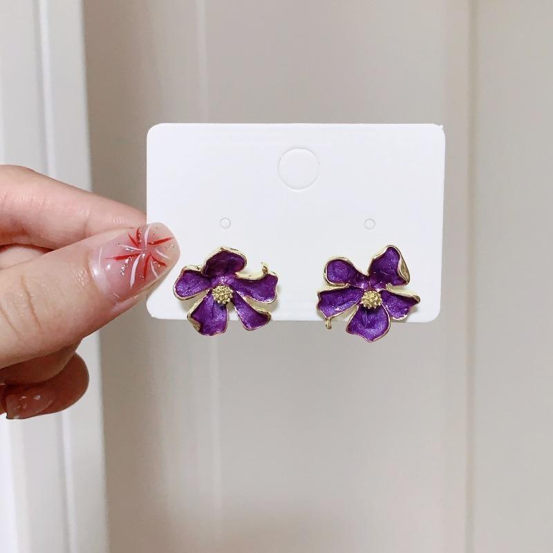 Sweet Flower Stud Earrings for Women Purple Enamel Oil Curled Petals Stud Earrings Wedding Party Trendy Cute Jewelry Girls Gift