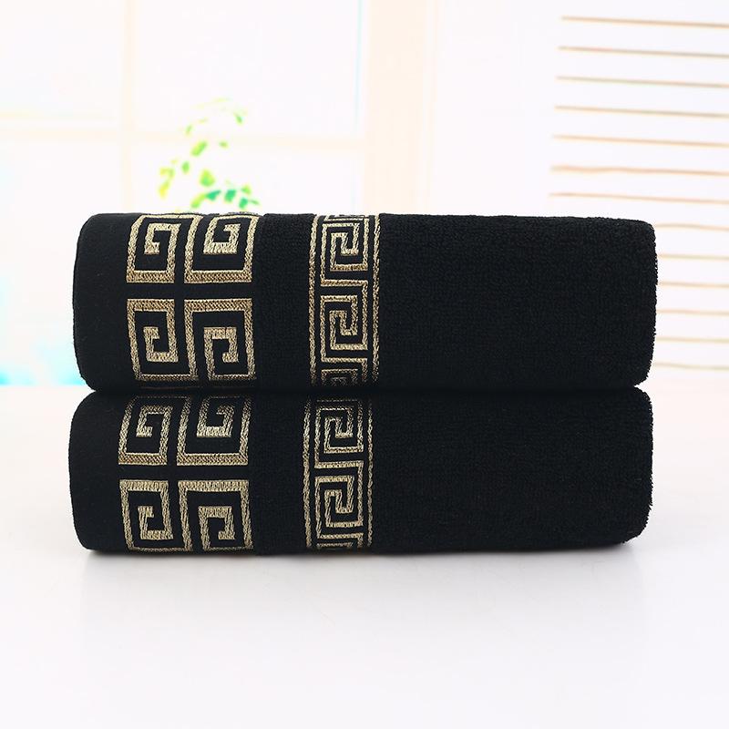 High Absorbency Pure Cotton 70*140cm Bath Towel | Modern Geometric Pattern, Machine Washable, Red/Gray/Black/Navy Blue, Plush Texture for Daily Use