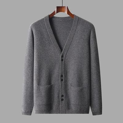 Ανδρικό Καρδίγκαν V-Neck από Καθαρό Μαλλί, Μεγάλο Μέγεθος, Για Μεσήλικες & Ηλικιωμένους, Χαλαρή Εφαρμογή, Μονόχρωμο, Casual Πλεκτό Εξωτερικό Ρούχο για Φθινόπωρο & Χειμώνα.