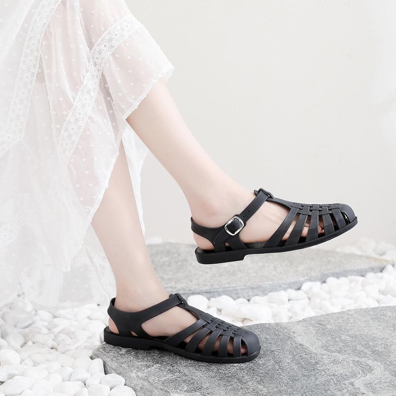 Women's Closed-Toe Hollow Sandals Summer Flat Non-Slip Beach Jelly Shoes Breathable Roman Sandals