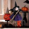 Decorazione della strega di Halloween Gonna di garza in tessuto morbido Mini scopa Strega bambola di pezza Ornamento da appendere Festival Statuetta di strega Ciondolo Decorazione di Halloween