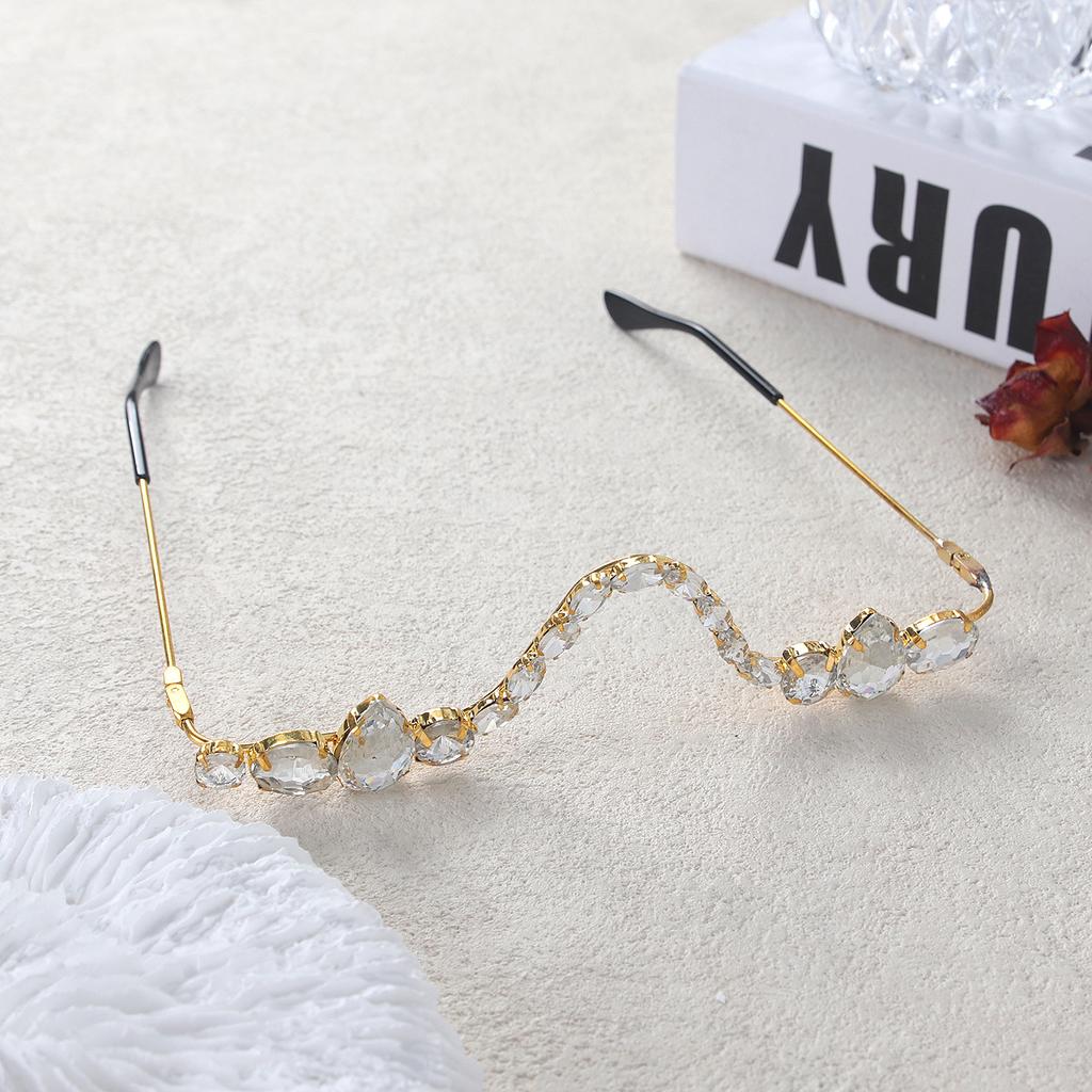 Brille ohne Gläser, Halbrahmen ohne Flachspiegel, Diamant-Dekor-Strass-Brillenfassung, weiblicher Trend