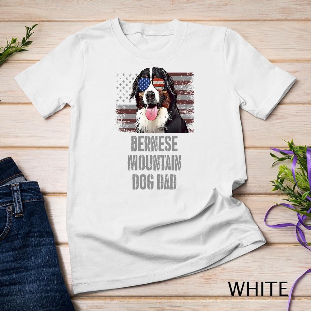 

Bernese Mountain Dog Best Dog Dad Ever Retro USA American Unisex T-shirt 2XL