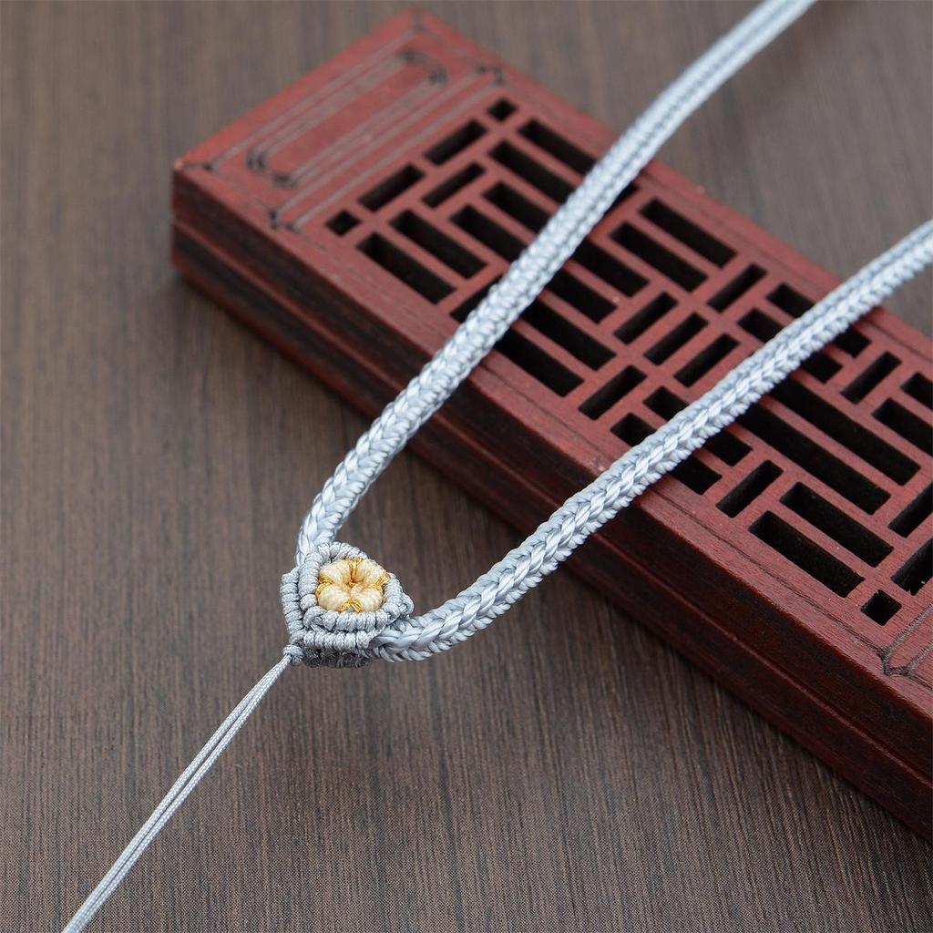 3m Adjustable Ruyi Knot Cord Pendant Necklace - Simple Handmade Jade/Emerald Style for Men & Women.