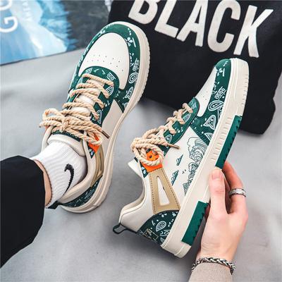 Men's Shoes 2024 New Spring Boys Versatile Cashew Flower Casual Board Shoes Summer High-end Trendy Brand Sports Trendy Shoes