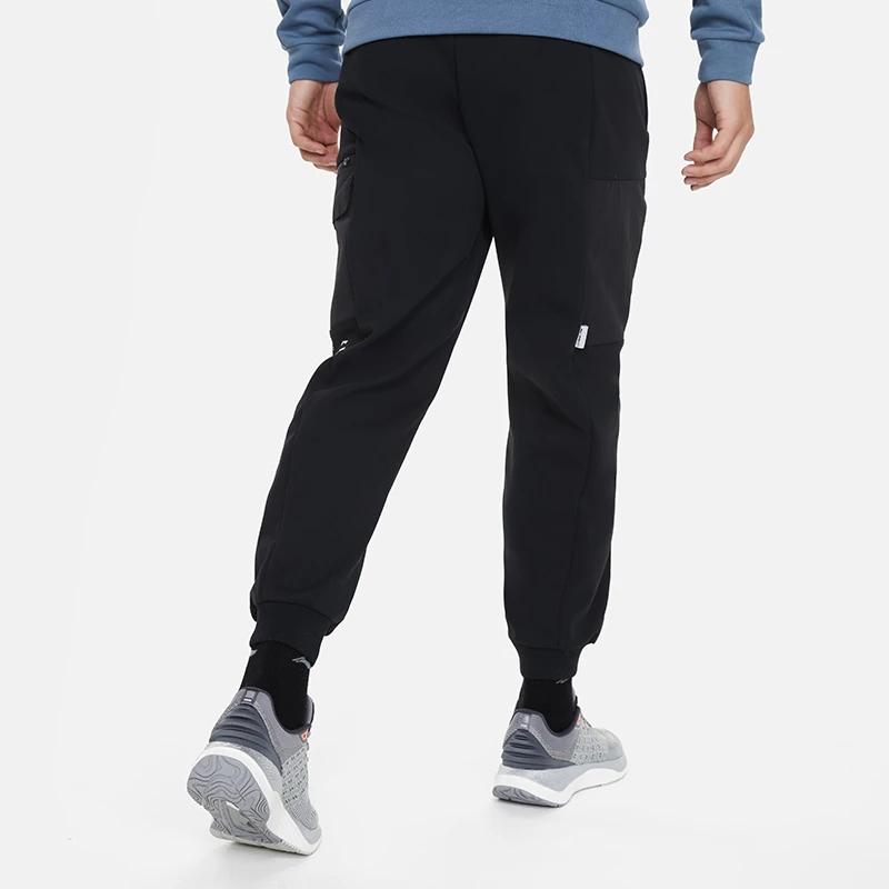 Li Ning Fitness Series Solid Color Multi-Pocket Printed Drawstring Fleece Cuffed Sports Pants Winter Men pants Black AKLR673-1