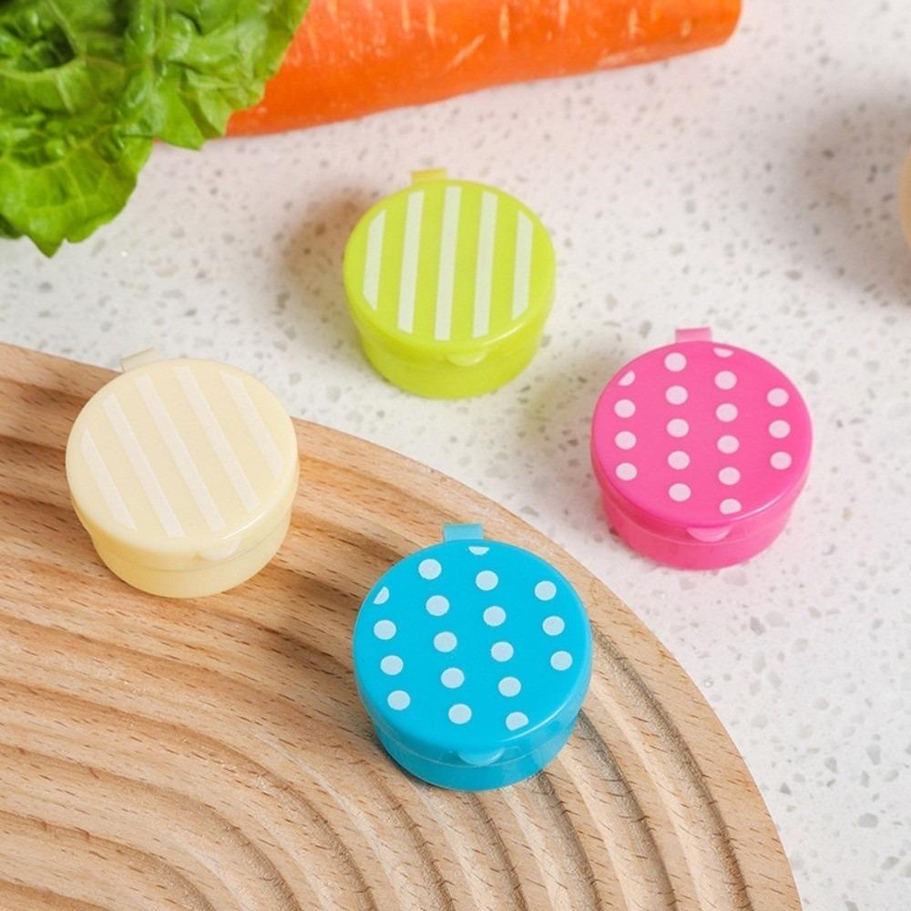 4pcs Plastic Portable Ketchup Bottle with Lid Seasoning Containers  School Office
