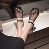 Europäische und amerikanische Nischen-Fischnetz-gewebte hohle römische Sandalen Damen Sommer neu Fischer flacher Boden runde Zehenpartie Taschenkopf Halbschuhe