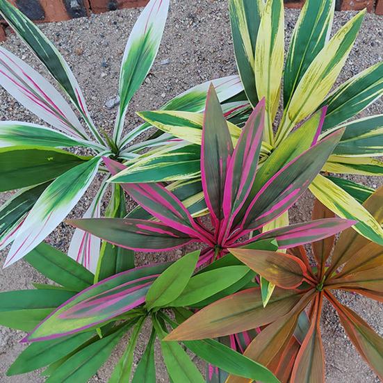 Large Realistic Artificial Fern And Plants with Green Dragon's Blood Tree Faux Foliage, UV Resistant Outdoor