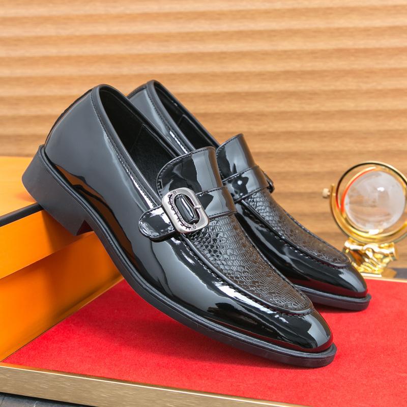 

Мужская обувь большого размера новая кожаная обувь модная британский стиль мужские лоферы тренд деловая нарядная кожаная обувь 38 чёрный