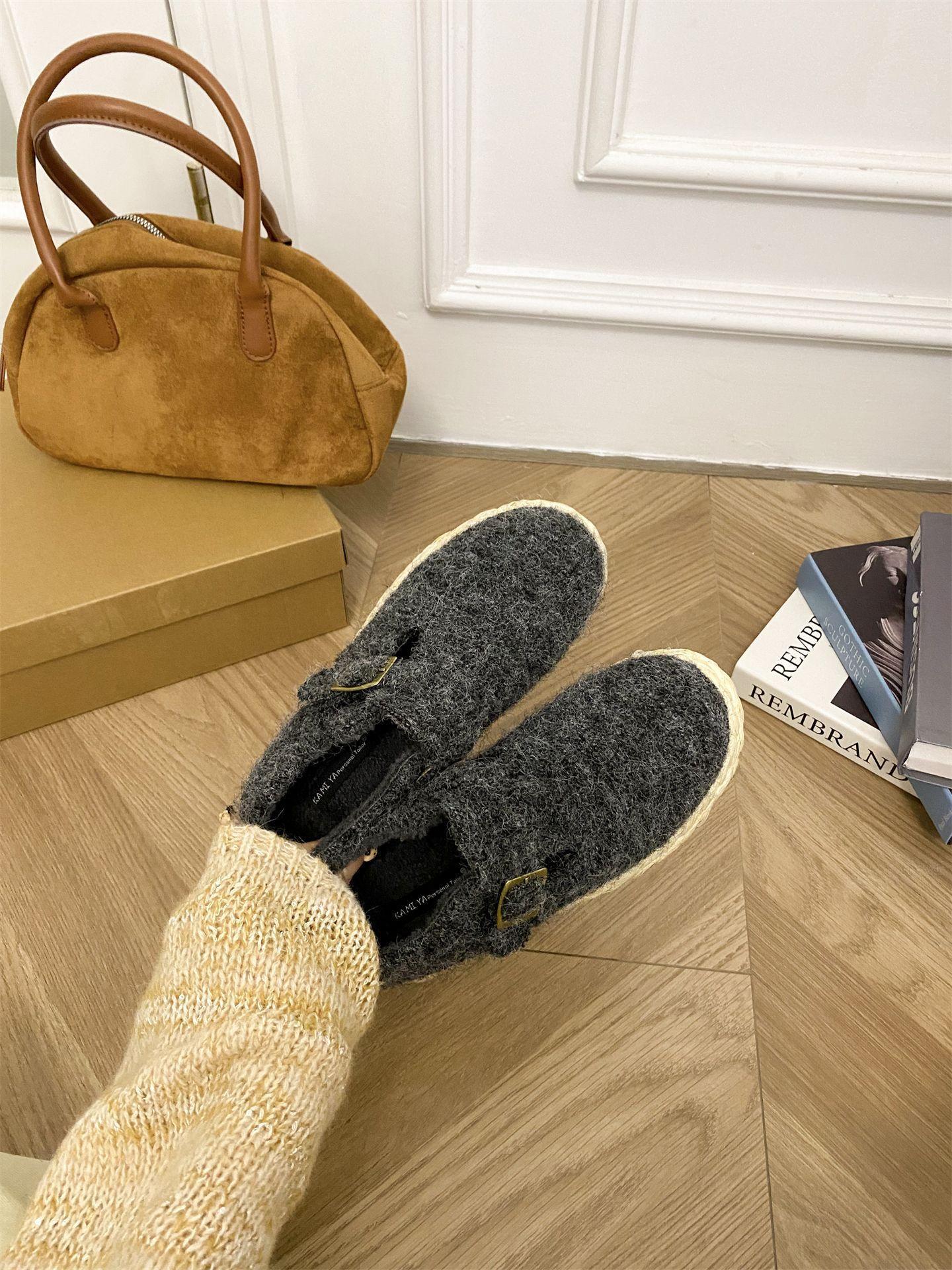 

Old Qian Fengpo Heel Loafers Women s 2025 New Cashmere Plush Platform Belt Buckle Linen Straw Fisherman Shoes 35