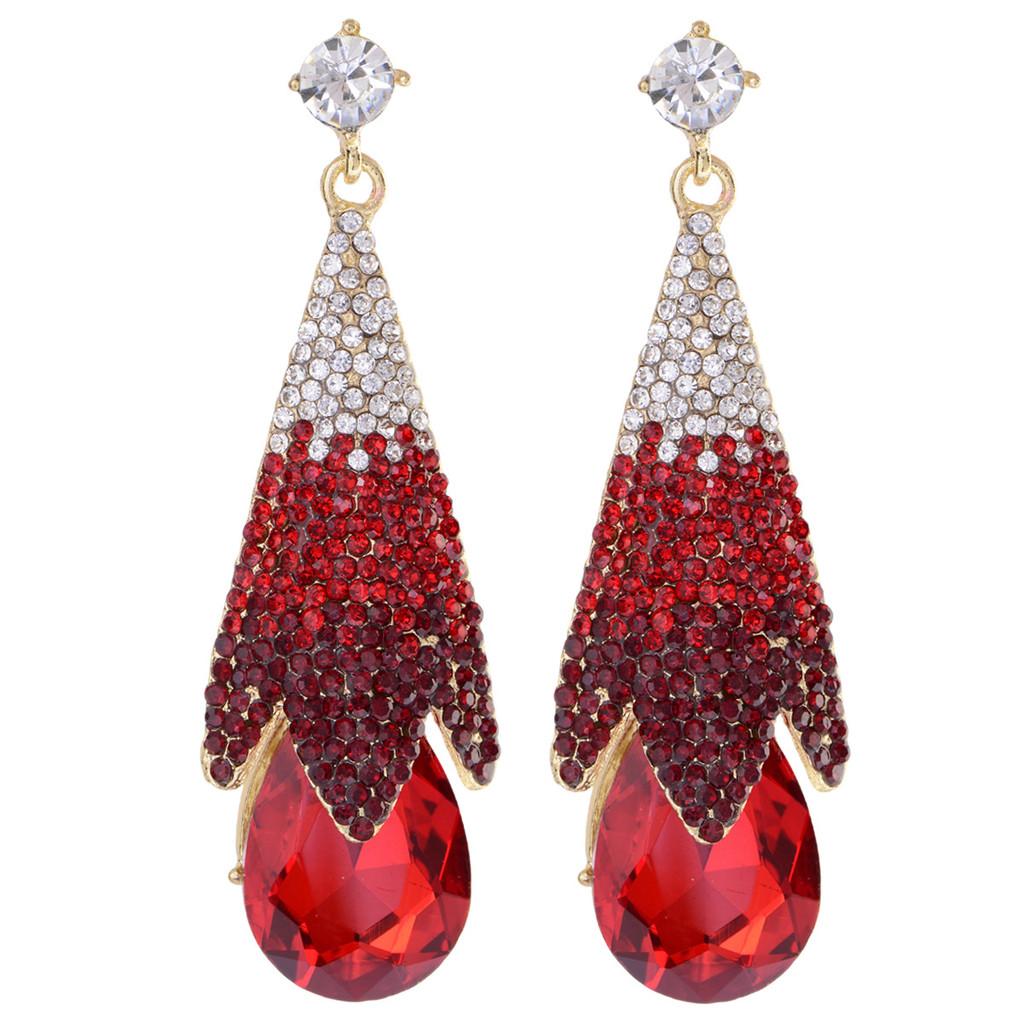 Elegant Diamond Drop Earrings With Geometric Design For Fashionable Women In Autumn