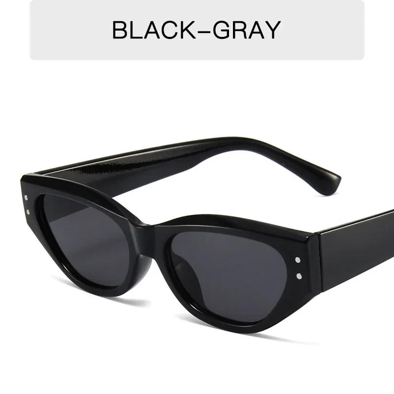 Retro Cat Eye Sunglasses Women Vintage Small Eyewear Women Men Rivet Sun Glasses Female Luxury Brand Eyewear UV400