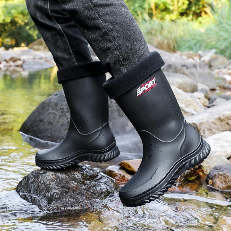 Rain Boots Men's Medium Tube Fashion Outdoor Waterproof and Non-slip Thickened Rain Shoes Fishing Water Shoes Velvet Thermal Rubber Shoes Water Boots