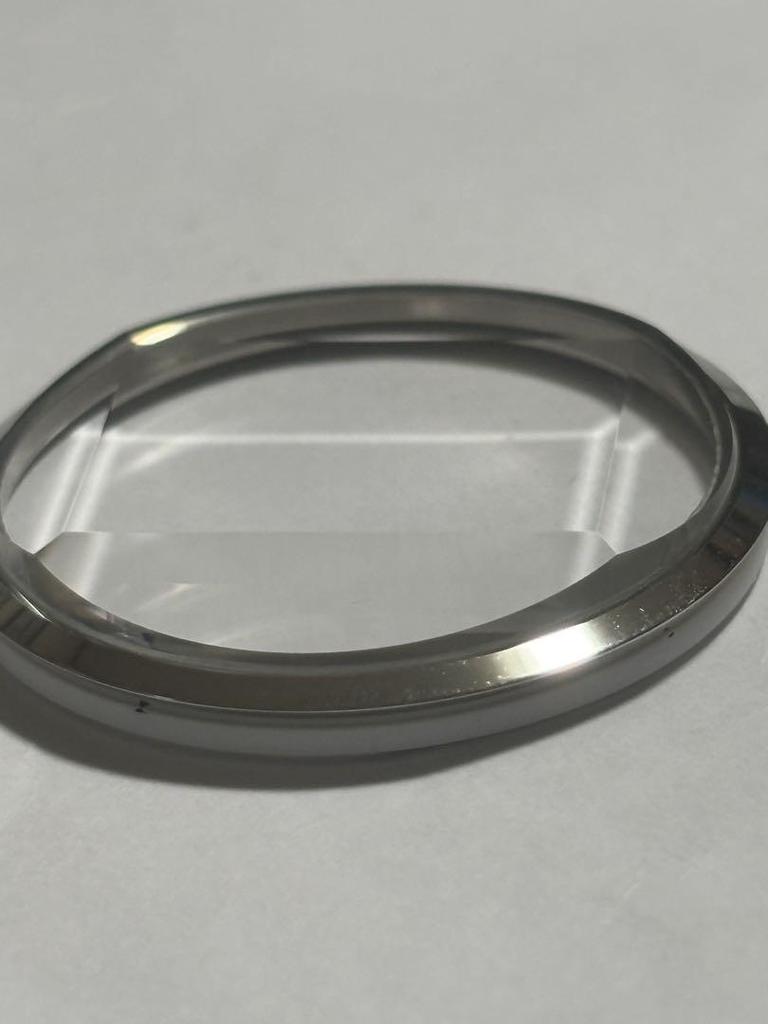 [USED] Citizen 30.8mm Watch with Bezel and 5-Cut Glass