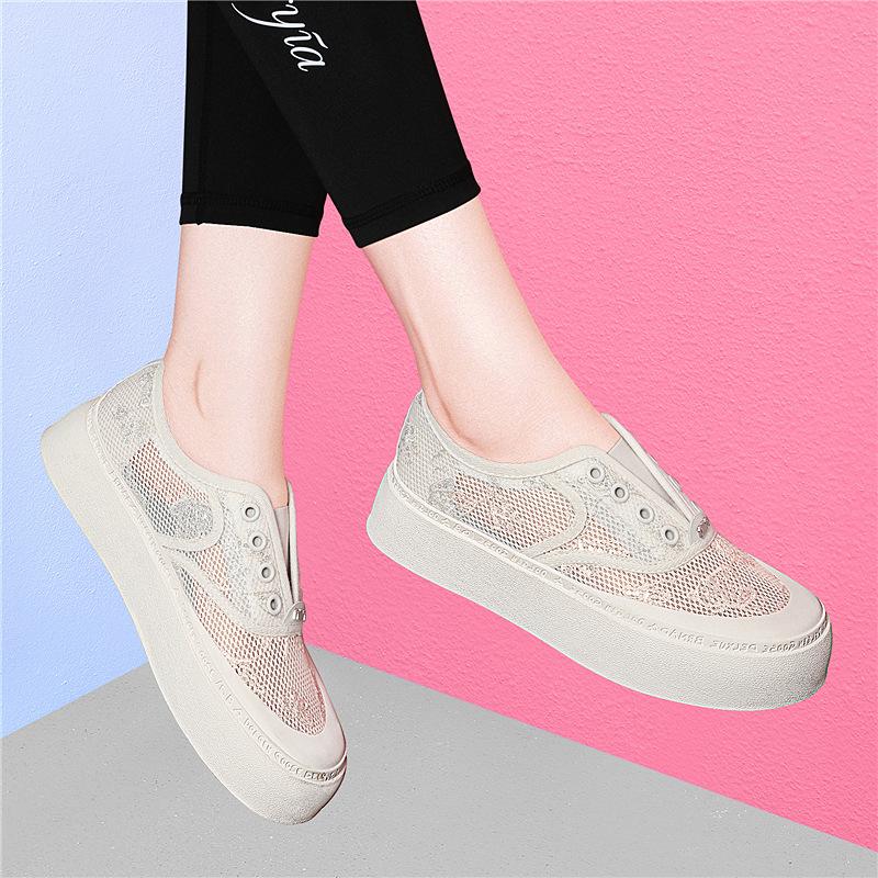 

Summer new fisherman shoes women s mesh breathable flat bottom small fragrance versatile soft bottom one 36