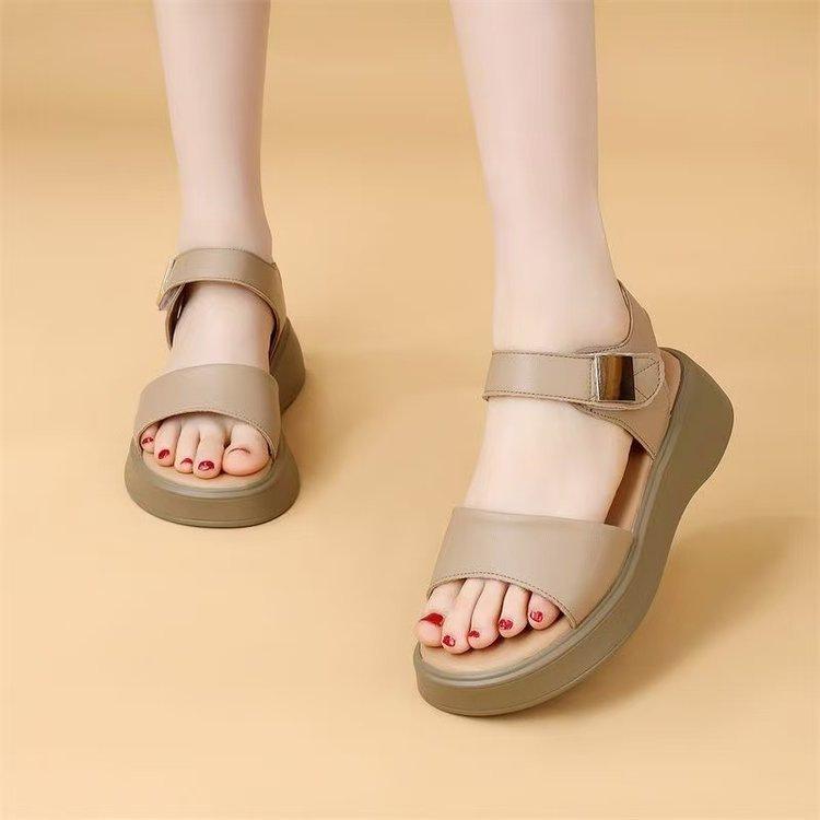 Thick-soled Roman Sandals Women's Summer 2025 New Small Height Increase Fashionable Versatile Flat-soled Soft-soled Beach Shoes