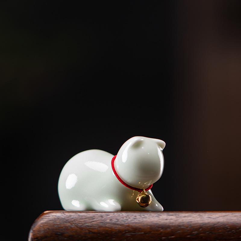 

Creativity Handmade Ceramics Tea Pet Ornaments Cute Small Cat Statue White Porcelain Tea Figurine Crafts Boutique Tea Decoration