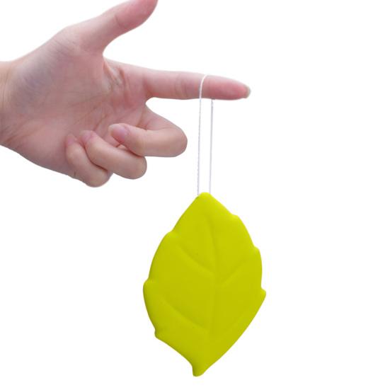 100 ML munsköljkopp Vikbar halkfri kropp Slät mun Dropbeständig bladform Utrymmesbesparande munvattenkopp för resor Dorm Supply