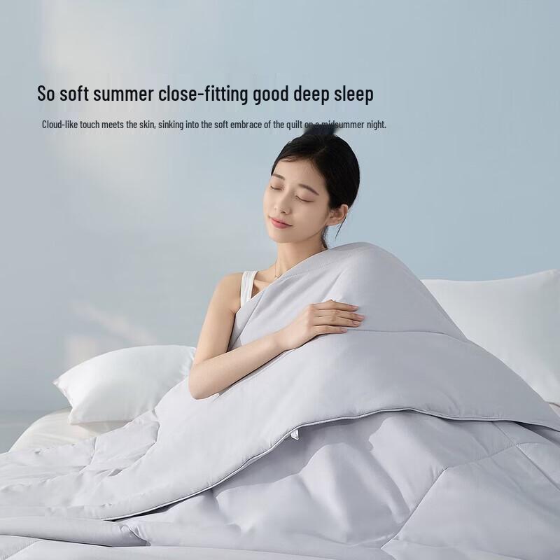 Mercury Home Textiles All-Season Thin Quilt