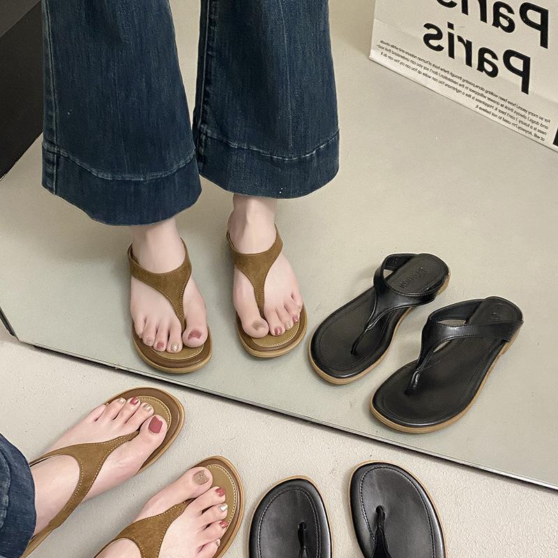 Korean retro style toe slippers women's outer wear 2025 summer new flat-bottomed leisure vacation style flip-flop beach sandals