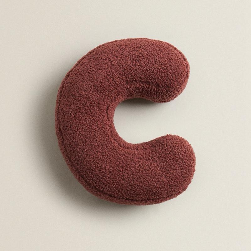 30cm Cartoon Kleurrijk Letter Pluche Poppenkussen Abcde Geel Groen Rood Wit Letter Pluche Speelgoed Leer Kinderen Engels Woondecoratie about 38x30cm