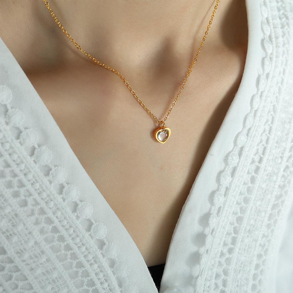 Agate necklace, titanium steel collarbone chain, niche design, simple and versatile accessories