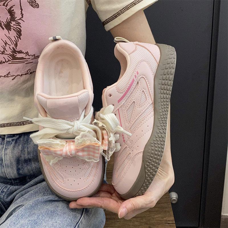 Freizeitsportschuhe mit dicker Sohle, atmungsaktiv, für Damen, neu, Frühling, Nische, originell, Erdbeer-Schleife, deutsche Trainingsschuhe