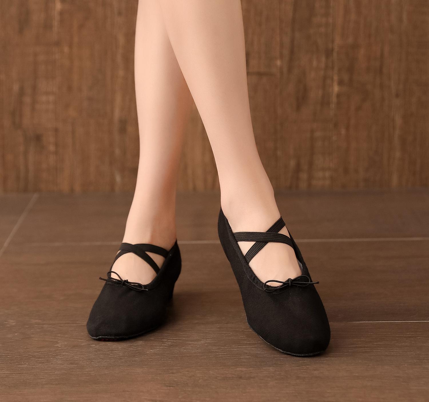 

Модные новые туфли на высоком каблуке со шнуровкой, балетки с мягкой подошвой для нескользящих тренировок, современные танцевальные туфли для помещений 34 чёрный