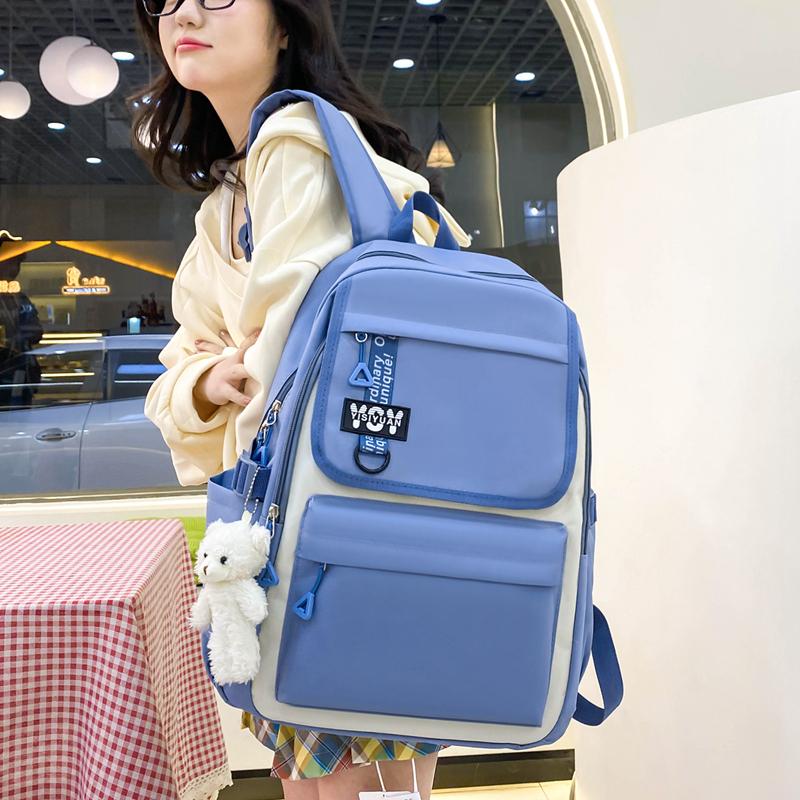 Vierteiliger Schulrucksack für Damen