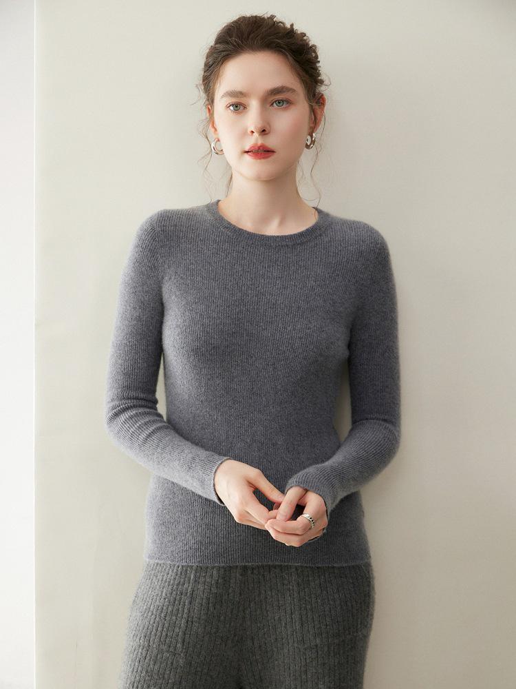 Pure Cashmere Women's Round Neck Sweater - 2026 Autumn/Winter, Versatile Slimming Style, Solid Color Warm Base Layer.