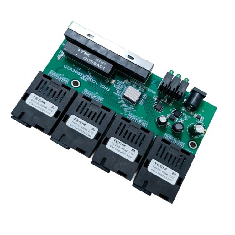 100M Fast Ethernet Switcher Fiber Reverse POE 4 RJ45 Optically Media Converter Networking Switcher for Enterprise Use