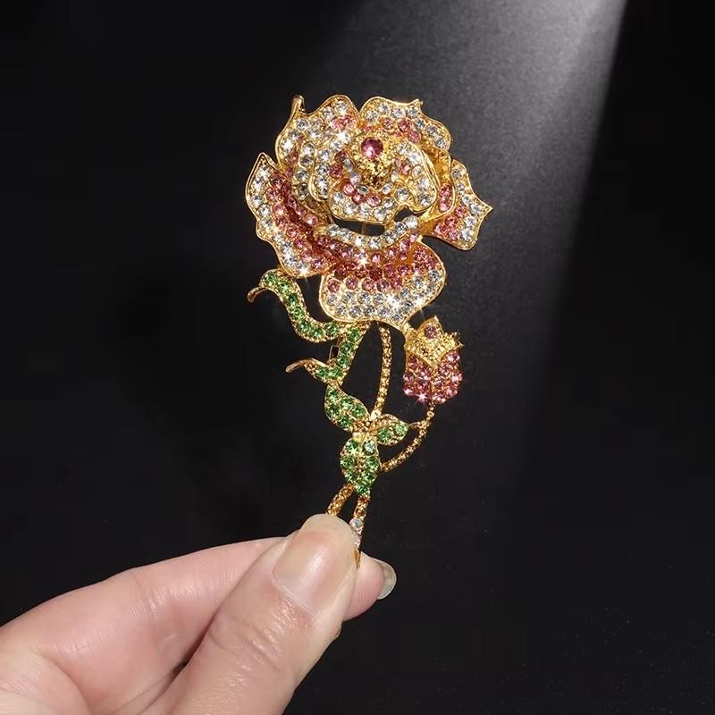 Luxurious and Exquisite Zircon-Encrusted Plant Rose Brooch for Women Elegant Party Clothing Brooch Jewelry Accessories Gift