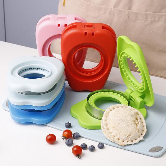Yousheng Sandwich Cutter And Sealer Portable Sandwiches Maker Pocket Bread Mold Bento Box Tool for Kids Lunch