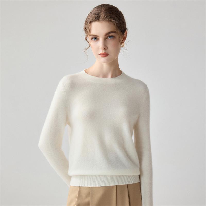 Luxuriously Soft 100% Cashmere Women's Sweater: Round Neck, Solid Color, Relaxed Fit, Perfect for Autumn and Winter.