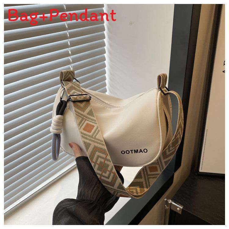 Urban Minimalist Small Bucket Bag With Special Material For Daily Casual Use